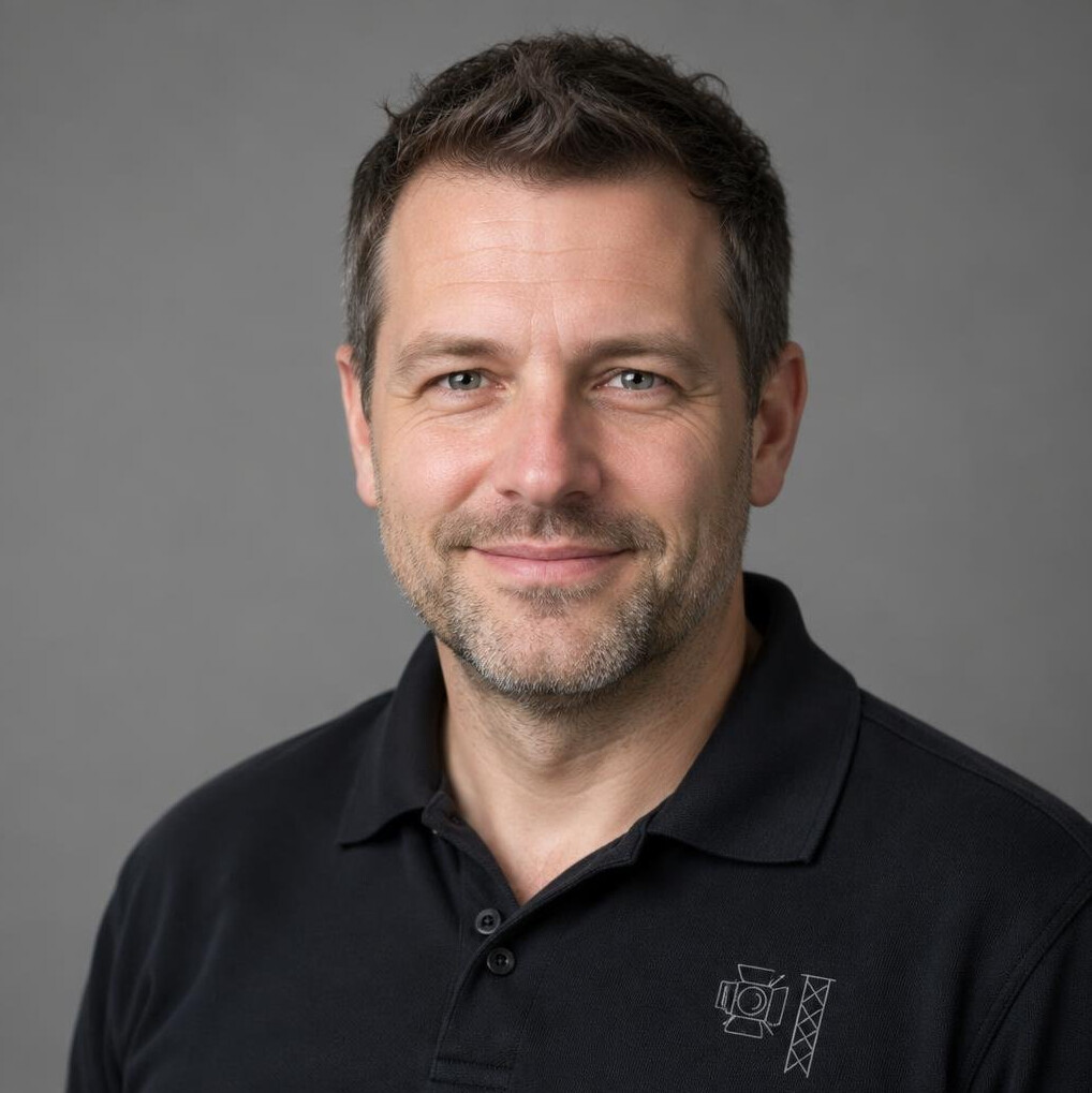 White British man in his forties, studio lighting instructor